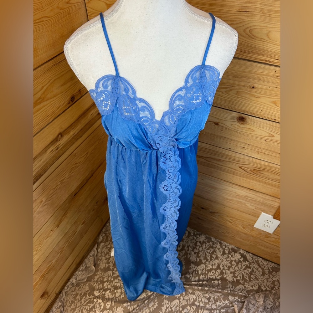 Vintage Blue Lace Satin Nightgown Nighty Chemise 16” pit to pit Women Medium - Picture 2 of 8